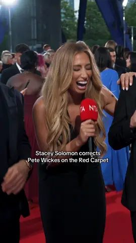 This is why the nickname #preparedpete isn’t catching on 😂 #NTAs @Stacey solomon 