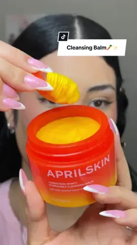 Un bálsamo que se derrite como mantequilla… pero en tu piel🥕✨ @APRILSKIN USA #aprilskin #cleansingbalm #skincarenatural #pielradiante 