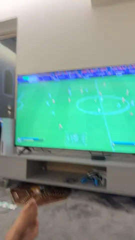 شفيه هذا المغولي😂