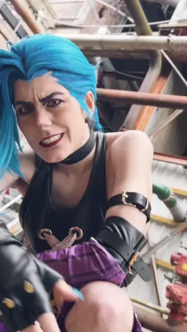 What's wrong with my pants? Nothing Jinx.. the stripes might be questionable but all good! ~~  #jinx #arcane #jinxarcane #leagueoflegends #arcane2 