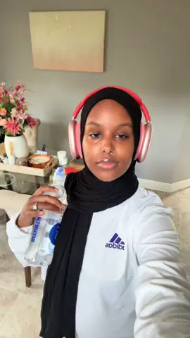 Day 7 of 75 hard … Clock in and lock in besties 🏋️🏋️ im holding everyone accountable and yall should hold me accountable as well 🤏🏽 #fyp #75hard #75hardvlog 