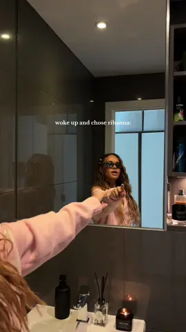 energy of the day: #rihanna 