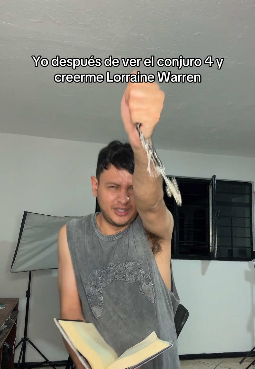 Por el poder que Dios me ha concedido ✝️ #elconjuro4 #lorrainewarren #humor #pablowmunoz #pablomuñoz 