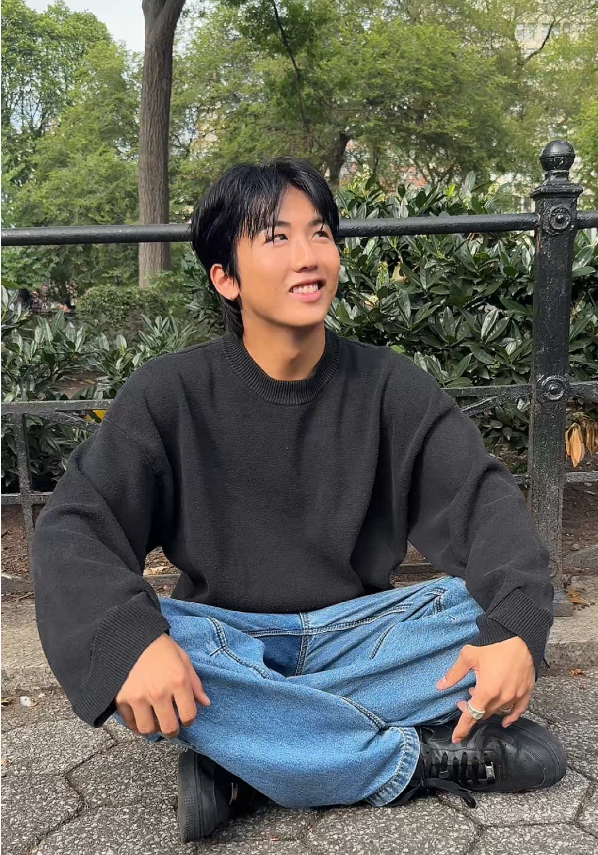 yes i sat down on the dirty streets of new york 