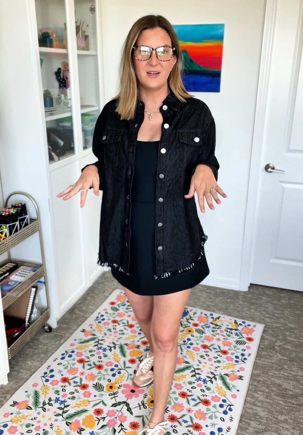 Western meets rocker chic 🤠🎸 in this black fringe denim jacket #denimjacket #blackdenim #jeanjacket #denimoutfit #denimstyle @Zeagoo 