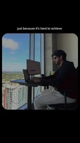 Just because it’s hard to achieve doesn’t mean you should give up. In fact, the hardest goals are the ones that separate average players from the ones who actually build something legendary. If it was easy, everyone would have it. #viral #mindset #motivation #money #ecommerce @Saamir 