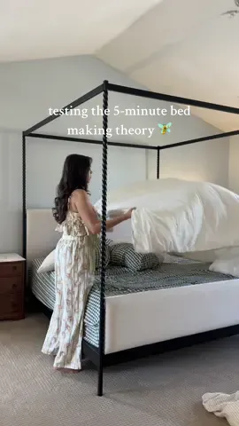 turns out it only takes 5:40 mins to make your bed💁🏻‍♀️ why does it feel like forever though?! 