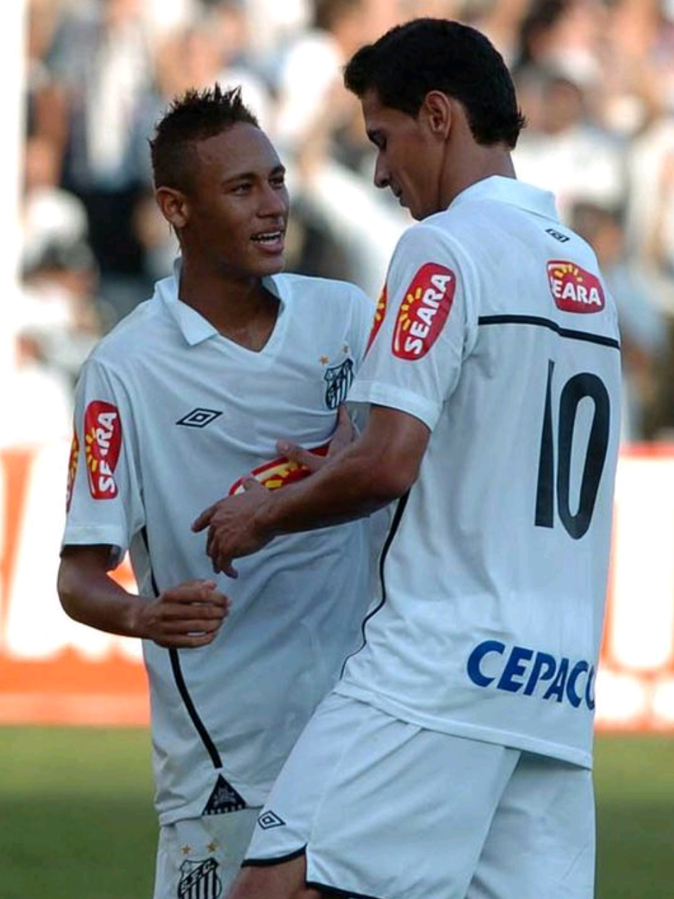 A dupla que encantou o futebol Brasileiro 🇧🇷🎩🪄. | #neymar #ganso #edit #futebol #santos 