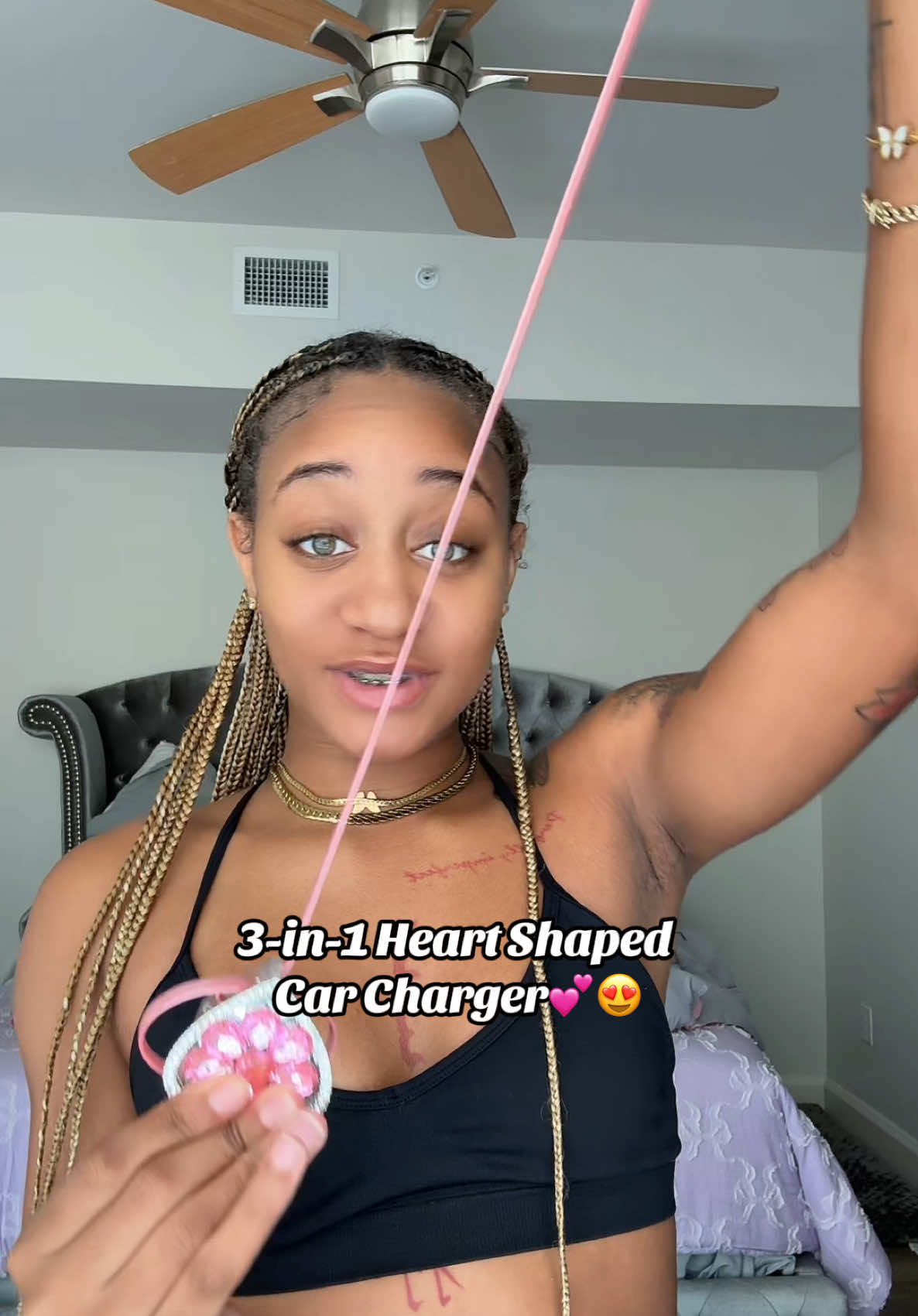 3-in-1 Heart Shaped Car Charger 💕🫶🏽 every charger you’ll need #charger #tiktokmademebuyit #LanguageLearning 