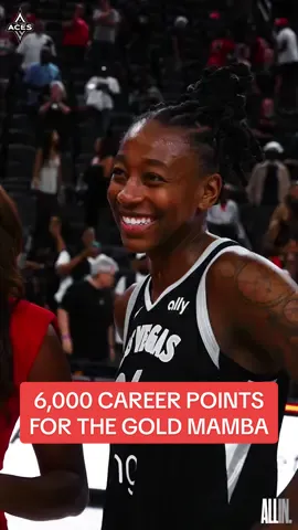 Jewell Loyd doing what Jewell Loyd does 🫡🐍 6,000 career points for the Gold Mamba! 🙌 #LVAces #WNBA #ALLINLV