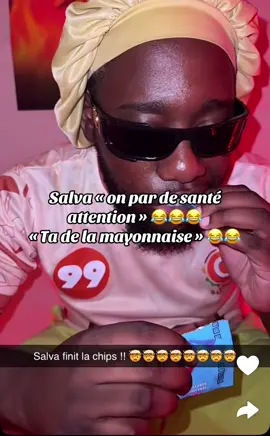 Salva supporte pas la chips 😂 #hmirepost #hmihouse3 #salva #hmi #anais @HMI 🌍 @OhMyLordSalva @Anaïshmi 