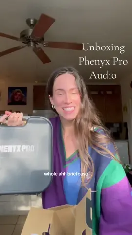 The most chaotic unboxing video you’ve ever seen — lol can you tell I’m ELATED for this new wireless mic from @Phenyx Pro Audio In all seriousness, this is the beginning of a new (and very big) chapter ✨ I’m posting Part 2 tomorrow & we’re doing a singing test because we gotta make sure this thing sounds as good as it looks 💪🏼🎙️ EEEEP #phenyxpro #unboxinghaul #microphone #singer #unboxing 