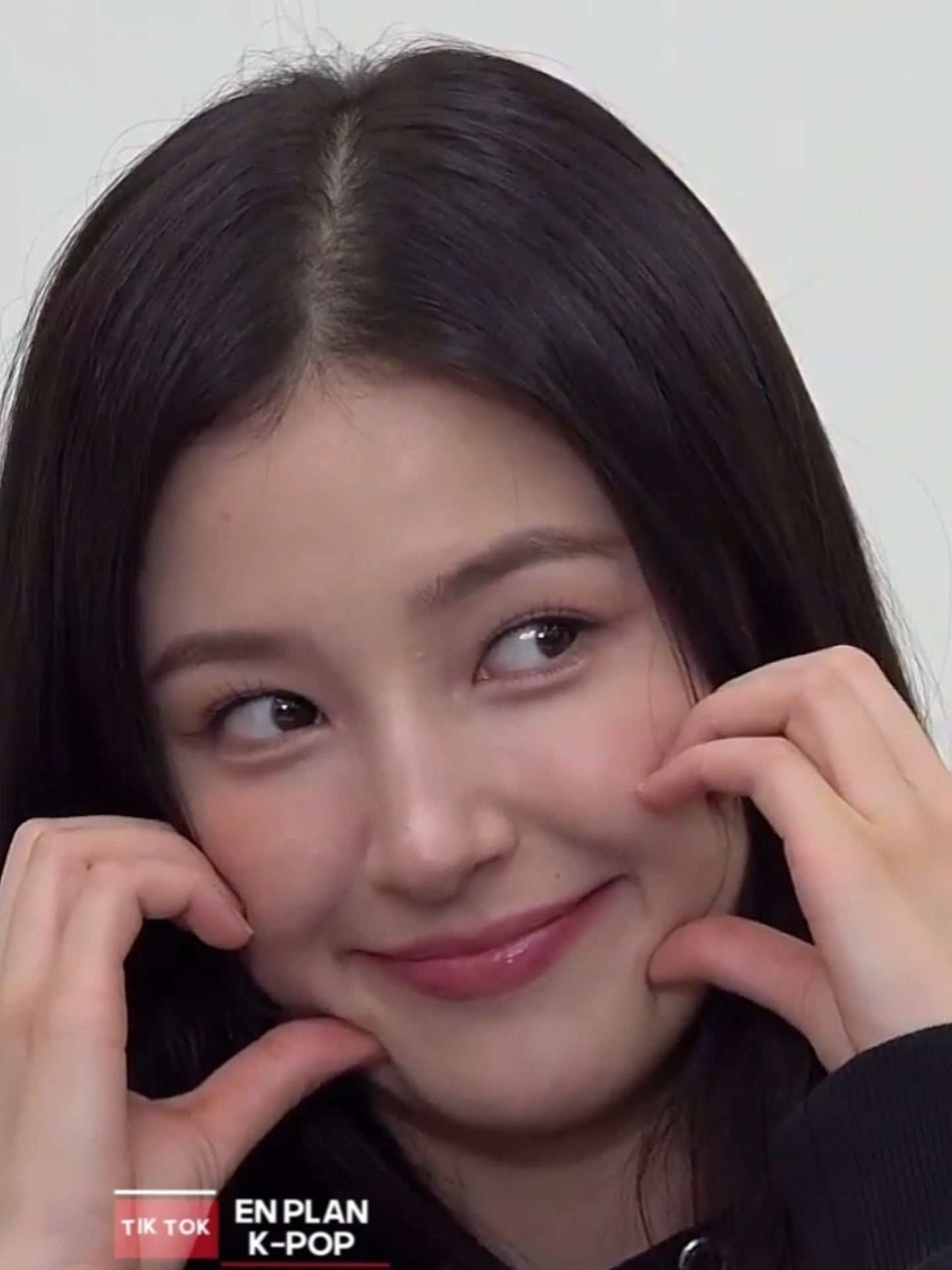 Beautiful Nancy from Momoland 2025 ❤️❤️❤️ #nancy #nancymomoland #momoland #momolandnancy #kpop #fyp #team_merry #foryoupage❤️❤️ #fancam🍎✨ #momoland_161110 #fancamskpop #female #beautiful #cutebaby #2025 #viral_video