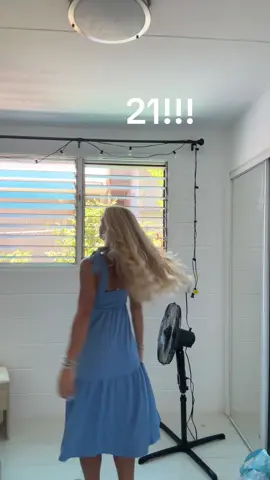🍾