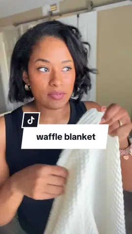 This waffle blanket is MASSIVE and stretches across our entire king bed, and still has spillover. It’s light weight and so cozy and elegant looking!  #tiktokshopcreatorpicks #cozyathome #blanket #bedding #giftideas 