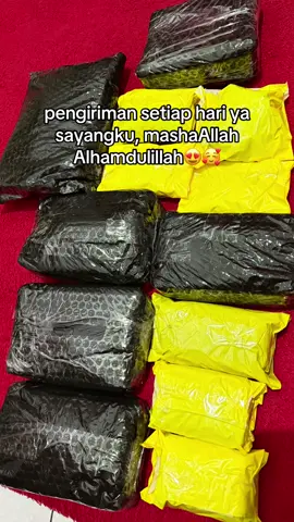 jangan lupa bersyukur.. #putrimayangsari #putrijunjungbuih #putritelagamerah #kalimantanselatan #demanglehman 