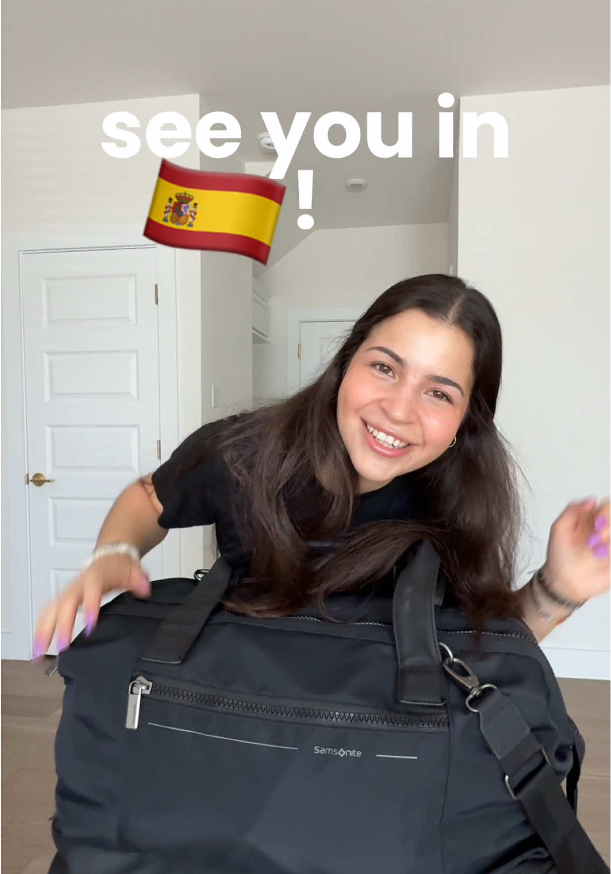 its eurotrip time!!! we’re almost done with the world tour — just missing ibiza, paris and london and i’ll be taking you through it all 🩷😌 here’s how i pack! huge @Samsonite fan here 🤭 my freeform large spinner and weekender get me through it all. love u so much!  #traveltips #travelbag #eurotrip #latinaenusa #whatsinmybag  best suitcase for long trips, weekender bag, affordable travel suitcases, personal item, travel tips, como viajo, how i pack for my eurotrip