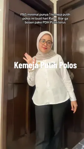 Aku pake size S, kalo mau oversize ambil size L #kemejaputih #kemejapolos #bajupns #outfitideas #fypageシ 