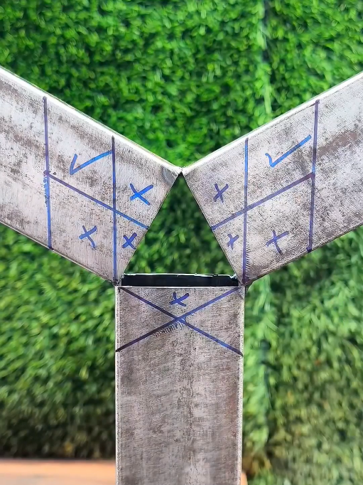 The latest method of joining three square metals #welding #metalwork #fabrication #cuttingskills #tipsandtricks 