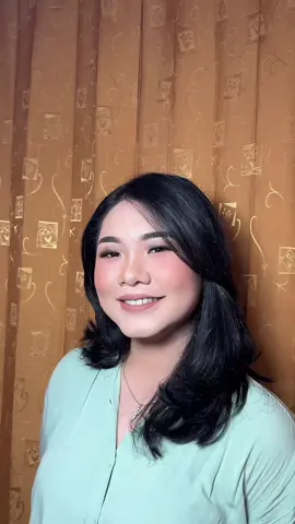 Edisi makeup foto prewedding temen aku since 2005 ✨ Happy for you sheyeng 🤍 #makeupartist #muajakarta 