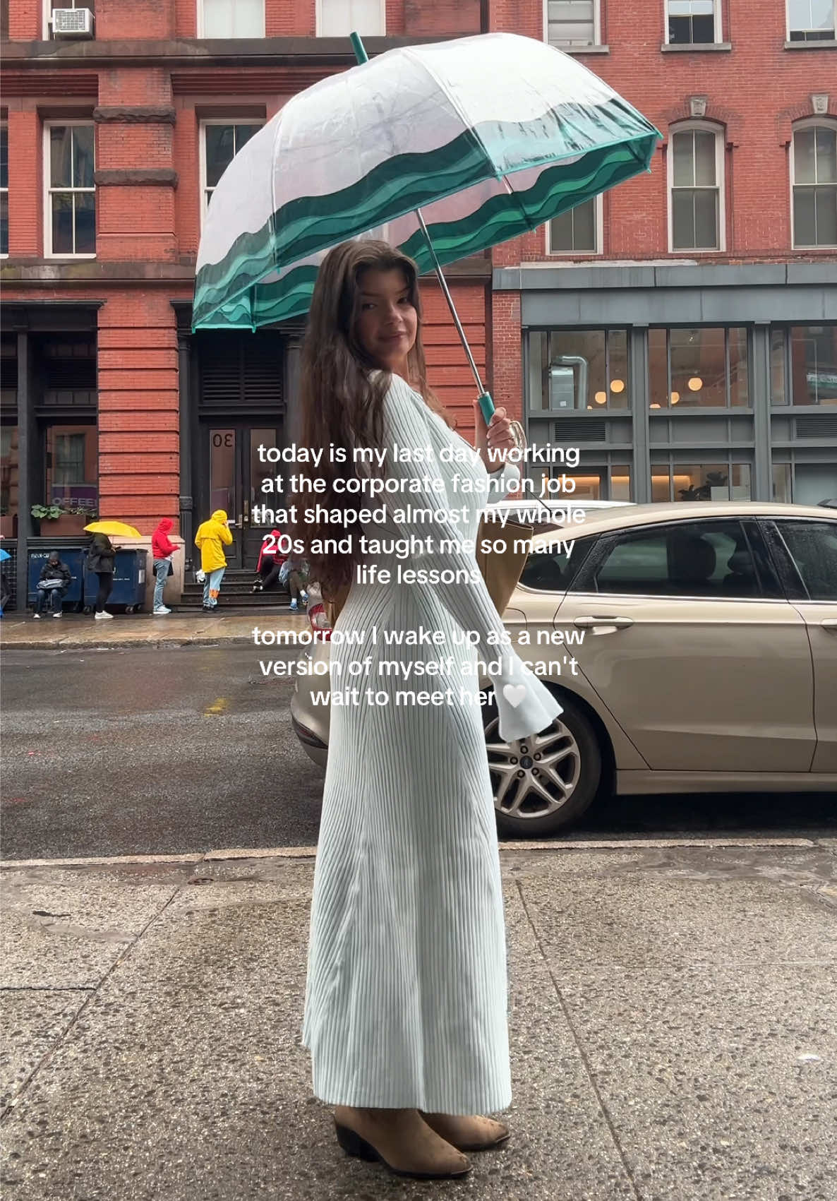 Sappy post 🥹🥹 my official last day & its so weird to close this chapter but l am so greatful for the life I have built myself and I am so excited to start this new journey!!!! Love you all thank you for always supporting me 💛