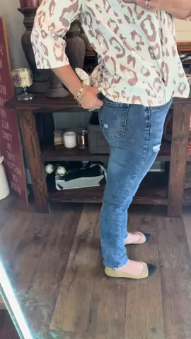 Omg these jeans!  Run! #jeans #judyblue #distressedjeans #womensjeans #tiktokshoprestock 