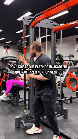 Qual desses vocês já fizeram? #academia #musculação #maromba #humor #memesbr 
