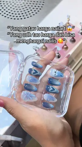 Ada yg bisa tebak harga nya ???  #fypシ゚viral🖤tiktok #fypage #fypviralシ #nails💅 #nailart 