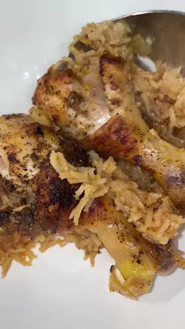 One Pan Chicken & Rice🍗🔥 #chickenrice #chickenrecipe #onepanmeal #EasyRecipe #weeknightdinner  1 package of drumsticks  1 yellow onion  4 cloves garlic  1 cup basmati rice 2 1/2 cup chicken stock 1/2 lemon Chicken seasoning- salt, pepper, paprika, garlic powder, garlic and herb seasoning. Drizzle with avocado oil. season chicken on all sides, then sear each side in a hot pan. A few minutes each side. Then remove and set aside. The chicken will not be cooked at this time.  Using the same pan and drippings, add in one chopped yellow onion along with 2 tbs butter. Sauté for a few minutes, then add in garlic. Next wash rice, then add to the pan. Sauté rice for a few minutes so it gets toasty. Next add in the same seasonings you used on the chicken. About a tspn each. Mix. Then add in chicken stock and chicken back to the pan. Cover and cook on 375, for 40 minutes. 
