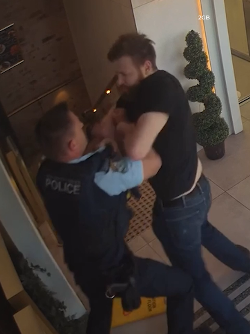 Confronting footage has emerged of a Sydney policeman being assaulted during an unprovoked attack in broad daylight at a Burwood pub. #australia #dailymail #crime #news #burwood  https://www.dailymail.co.uk/news/article-15086323/Burwood-cop-pub-attack.html