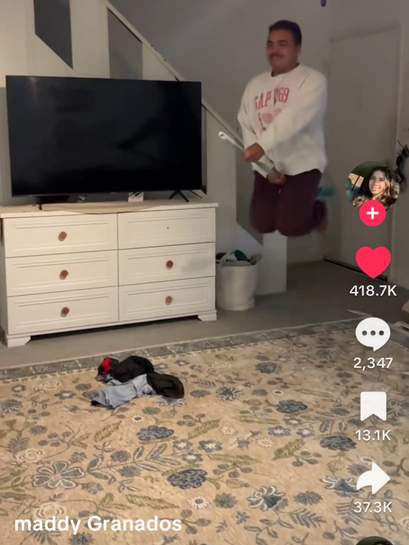I'm definitely an elite employee. #tiktok  #algorithm 
