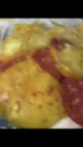 Give me some real food! Y’all haven’t ate good, until you’ve had a tomato pie! #dmvtiktok #yall #realfood #fyp #viral 