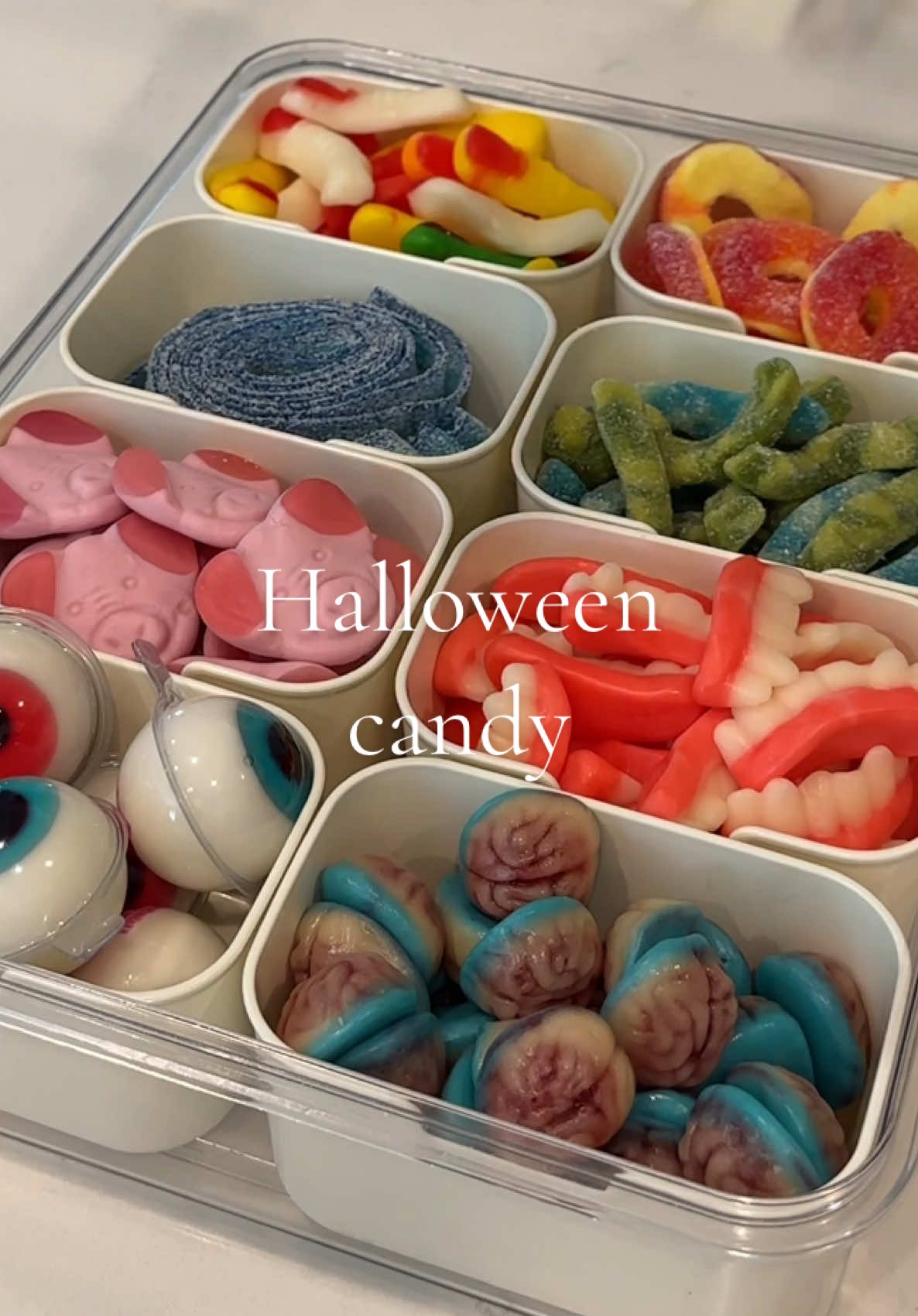 Halloween candy restock🎃💛Which box would you choose?🤭 #asmr #candyrestock #organizedhome #satisfying #halloweencandy 