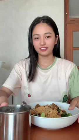 Mero bihana ko nasta sathi haru😋🇯🇵#roshnipakhreentamang10 #🇯🇵 #go #viral @roshnipakhreentam8 