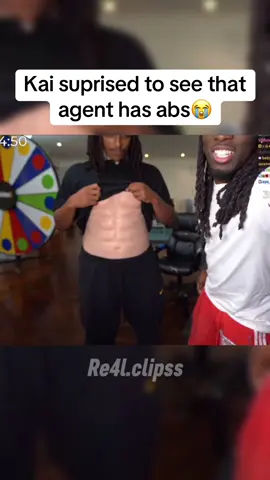 Kai suprised to see agents new abs #kaicenat #agent #twitch #viral #fyp 