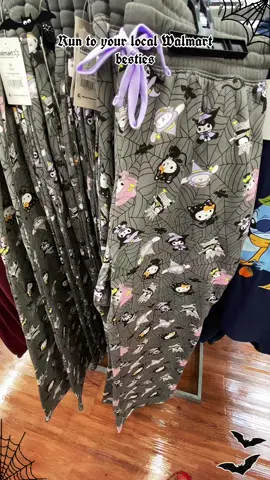 @Walmart #hellokittylover #hellokittyandfriends #hellokittygirl #sanriocore #sanriogirl #spookyseason #hellokittyfinds #kuromiandmymelody #cinnamonroll #follow #fyp 