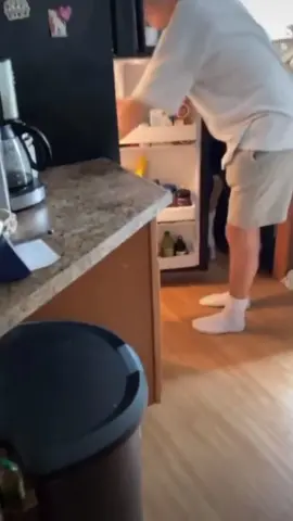 My bowl is empty? That's a black hole emergency!#funnyvideos #cute #fyp 