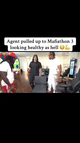 I know he got something under his shirt but he fs lost a lot of weight #agent00 #kaicenat #GlowUp #mafiathon3 #fyp 