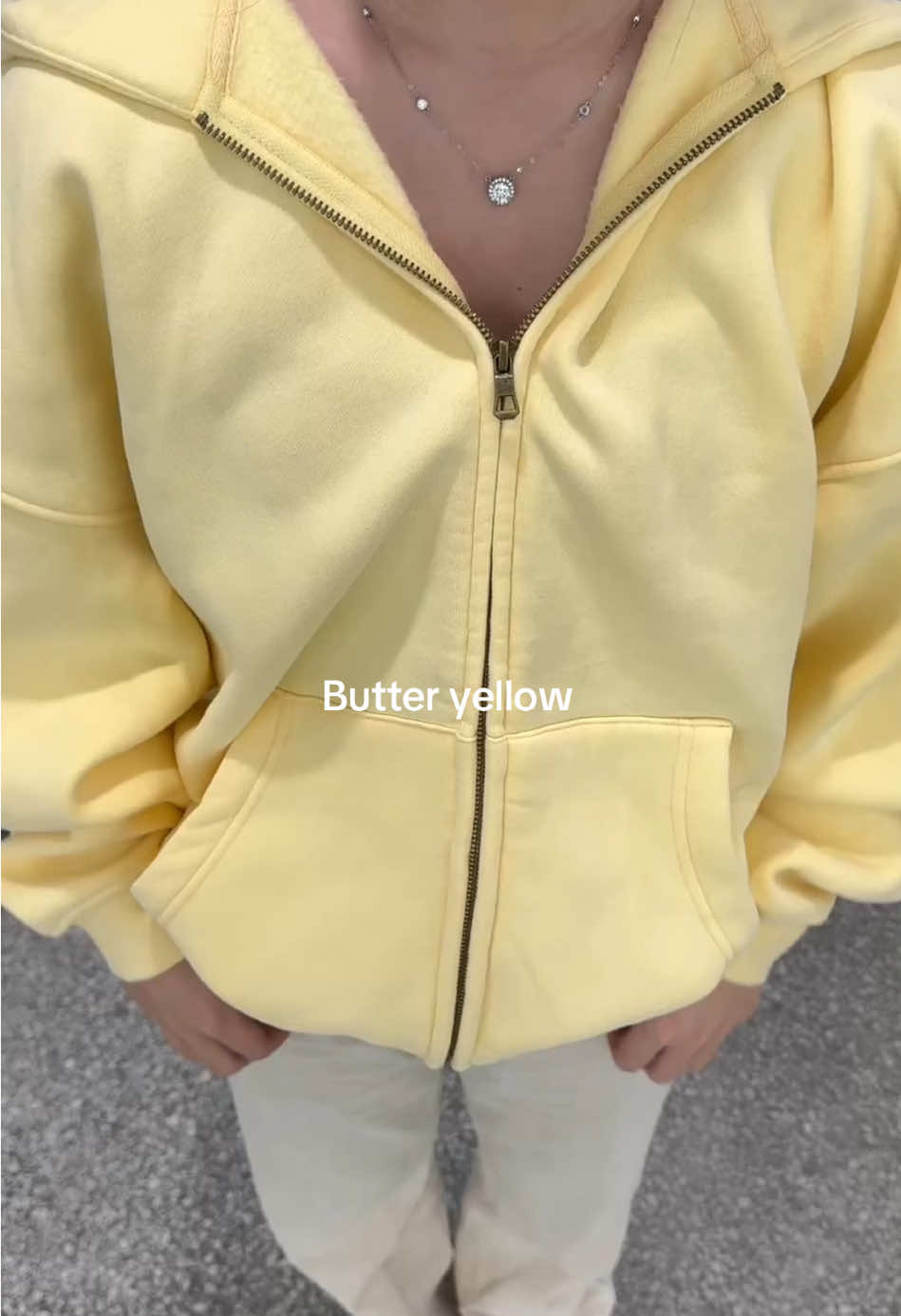 I love butter yellow hoodie 💛 #OOTD #fashion #jacket #outfit #inspo 