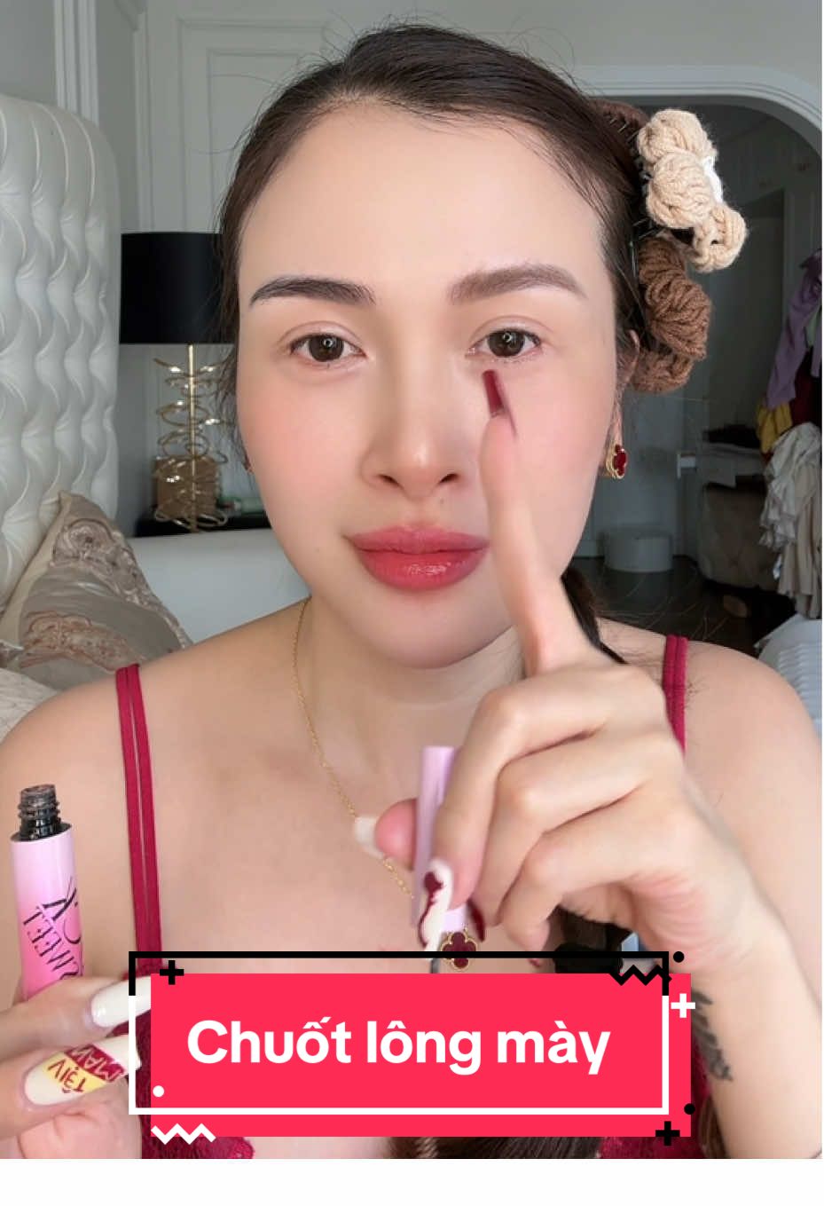Chuốt lông mày#xuhuong #makeup #xuhuong2025🛍️ 