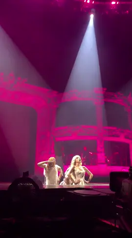 Put your hands up Toronto! 🇨🇦🔥 @ladygaga #ladygaga #mayhemball #toronto 