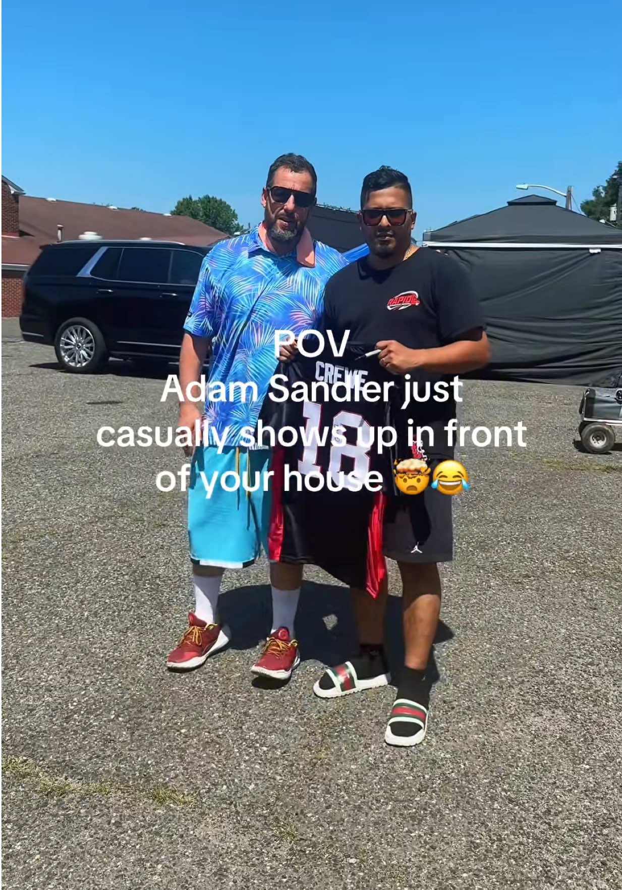 PULLED UP ON HAPPY GILMORE IRL?! 😮⛳️ (via @ANDREA ) #adamsandler #happygilmore #celebritytiktok #adamsandlertiktok #moviestar 