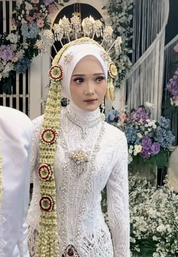 kemayu sedino orapopo #adatjawa #soloputri  MUA @Sekar Wedding Rias 