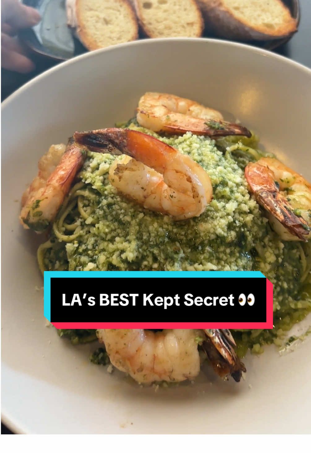 Why is NOBODY talking about Backdoor Bakery in LA?! 🥖🍤 This spot is serving shrimp pasta & fresh bread that put big-name restaurants to shame! #Foodie #losangeleseats #hiddengems #foodreview #foodtiktok 
