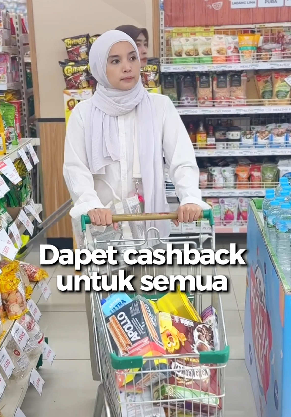 Ngajuin pertama kali, modal KTP doang, nggak pake slip gaji… dan informasi approval nya cuma 2 jam langsung #ApprovedByHonest!  Limit bisa naik tiap bulan, ada cashback, no annual fee, plus sudah diawasi BI & OJK. @Honest baru kartu yang percaya sama kita 💳 #ApprovedByHonest