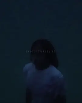 #pov STORY 4 || PART 7 Sa sumunod na araw ay nagdagat ako mag isa. Nag rent ako ng kayak at fins, naisip ko lang ‘to bigla pagkagising kaya ito ako ngayon, nag sasagwan sa gitna ng dagat. Nakarating ako sa isang sandbar. Akala ko mag-isa ako ngayon, pero may pamilyar na tao akong nakita. YN: “Meng?” Lumapit siya sa akin habang hinahawi ang mahaba niyang buhok. Meng: “Dito pa talaga tayo nagkita?” YN: “Saan sila Siko?” Meng: “Nandoon.” Tinuro niya ang malaking boat na naka angkla sa gitna ng dagat. Grabe, hindi pala sila biro. Meng: “Malayo ka palang nakita na kitang papunta rito,” YN: “Weh?” nakita ko yung kayak na puti. “Ayan yung ginamit mo?” Tumango siya saka ngumiti. YN: “Ang dami mo palang kayang gawin ‘no?” Meng: “Oo, na-train din ako ng kuya ko.” YN: “Ah edi mas maraming kayang gawin ang kuya mo?” Meng: “Oo, bilib ako ron. Ang tagal pa non sa ilalim ng dagat pag namamana kami.” YN: “You do spearfishing?” Meng: “Bakit, ikaw din?” YN: “Syempre naman, may dala nga akong fins eh, kaso walang pana.” Meng: “Talaga? Tara, mamana tayo.” Excited naman akong pumayag. Sumakay kami sa kaniya-kaniyang kayak tsaka nag punta sa boat nila. Meng: “Nandito sina Mama, ipakilala kita.” Inalalayan niya ako sa pagbaba ng kayak hanggang sa paakyat ng hagdan. Tinignan ko ang boat, ang laki. May batang lumabas at tumakbo palapit kay Meng, isang babae at isang lalaki. Meng: “Hello, may ipapakilala ako sainyo.”  Lumapit sila sa akin at hinarap ni Meng ang mga bata sa akin. Meng: “Mga kapatid ko pala. Ito si Jadon, at si Astrid. Short for Dongdong and Meimei.” Jadon: “Hello po, Ate……” Yumuko ako para pantayan sila. YN: “I’m YN, ang cu-cute niyo naman po.” Meimei: “Hi, Ate YN. Ang pretty mo po.” Lumapit sa akin si Dongdong at hinaplos ang buhok ko. “I like your hair.” Napangiti ako sa dalawang bata. Pumasok na sila sa loob kaya binalik ko ang tingin ko kay Meng na nakatingin din sa akin. YN: “Anong ngini-ngiti mo diyan?” Umiling siya. “Mahilig ka sa bata?” YN: “Oo, wala kasi akong kapatid.” Meng: “Ah kaya pala. Tara, pasok tayo.” Sumunod lang ako sakaniya ng pumasok siya sa loob ng boat. Isang babae na nagliligpit ang nilapitan niya. Meng: “Ma, may bisita po ako. Si YN po pala.” YN: “Ahmm… good morning po ma’am.” Lumingon ito sa akin at ngumiti. “Good morning, YN. Ikaw ang unang bisita na dinala ng anak ko ah.” YN: “Ay ganon po ba….” Meng: “Ito ang pinakamaganda at nag iisa kong mama, si mama Janice.” Janice: “Tita Ja nalang, maupo ka YN. Feel at home.” Maya-maya lang ay dumating si Siko. Galing siya sa ilalim, nandoon ata ang mga kwarto. Joshua: “Oh, YN… Nandito ka pala. Sayang wala na naman si Popot.” Tita Ja: “Bakit niyo hinahanap si Popot?” Joshua: “Wala, Achi. ‘Yun nalang ang hindi pa nakikilala ni YN eh.” Meng: “Busy kasi ‘yon. Pero patapos na raw yung event nila.” Tita Ja: “Oo, baka sa mga susunod na araw kasama na natin siya ulit.” Sumang-ayon naman si Meng at Siko kaya ngumiti nalang ako. I believe yung popot ang panganay? Kinuha ni Meng ang pang spearfish tsaka kami lumabas ulit, sumama sa amin si Siko kaya tatlo kaming nasa laot. Joshua: “Mauna kayo sa ilalim, susunod ako.” Nauna na akong mag duckdive, bitbit ang pana na lumapit sa mga corals kung saan maraming isda. 20 seconds palang ata nang lumangoy paitaas si Meng. Samantalang ako, focus na focus para matamaan ang isdang nakita ko. Sumunod sa akin si Joshua kaya sumenyas ako na may nahuli ako. Umibabaw muna si Joshua at naiwan na naman ako sa ilalim. Maya-maya lang ay nandito na silang dalawa at tinulungan akong makuha ang napana ko. Sabay kaming lumangoy paibabaw, tuwang tuwa ako ng makita ko ang mga huli. Joshua: “Grabe ka, YN. May kaliskis ka ba?” Meng: “Ang hirap mo pala kasama sa ilalim. Maaga akong madededo.” Joshua: “Naka ilang balik na si Meng, ikaw nasa ilalim pa rin.” Napakagat nalang ako sa ibabang labi ko para pigilan ang pagtawa. Ano ba ‘yan, akala ko naman matagal ang breath-hold time nila.   — #domeng #fyp #allgoodinthehood #jeoong 