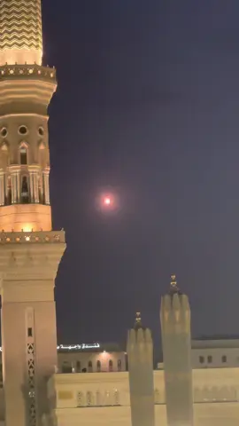 Ledakan pagi ini, aku rekam dr masjid nabawi, belom tau itu td ledakan apa