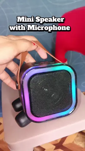 ganda nitong mini speaker nato. lakas ng tunog at pede kana kumanta anywhere you want kasi napaka dali lang dalhin #minispeaker #speakerwithmic #speakerwithmicrophone #portablespeaker 