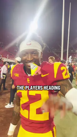 What a great day Saturday for USC fans and @The Sporting Tribune as USC defeated Georgia Southern 59-20 to start the regular season 2-0. Come behind the scenes with me covering my first professional game!  #usc  #pov  #CollegeFootball #bigtenfootball 