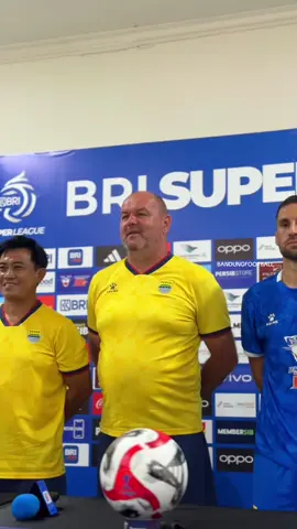 Coach Bojan bicara kesiapan tim Persib melawan Persebaya 🤝🏻💙